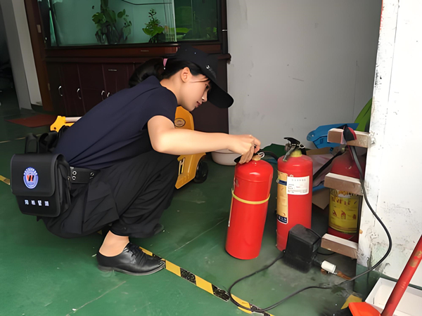 灭火器检查